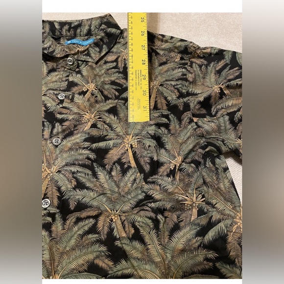 Tori Richard Honolulu Hawaiian Palms Made In USA Button Up Shirt Men's Medium - Picture 2 of 11
